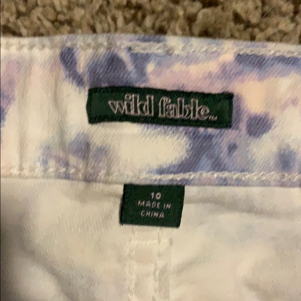 Shorts - Picture 3 of 4